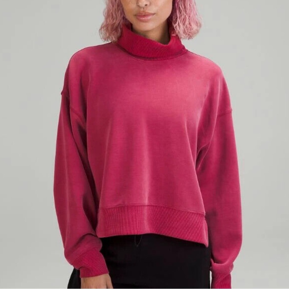 Lululemon Women’s Softstreme Funnel Neck Pullover Sweatshirt Pomegranate Size 8